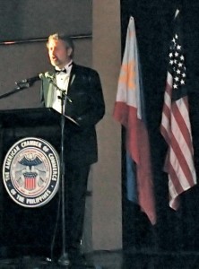 Larry Speaking at Thanksgiving Ball